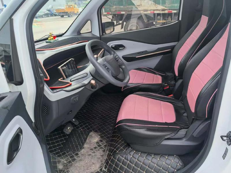 Wuling Nano EV, 2021 — фото 7 из 8