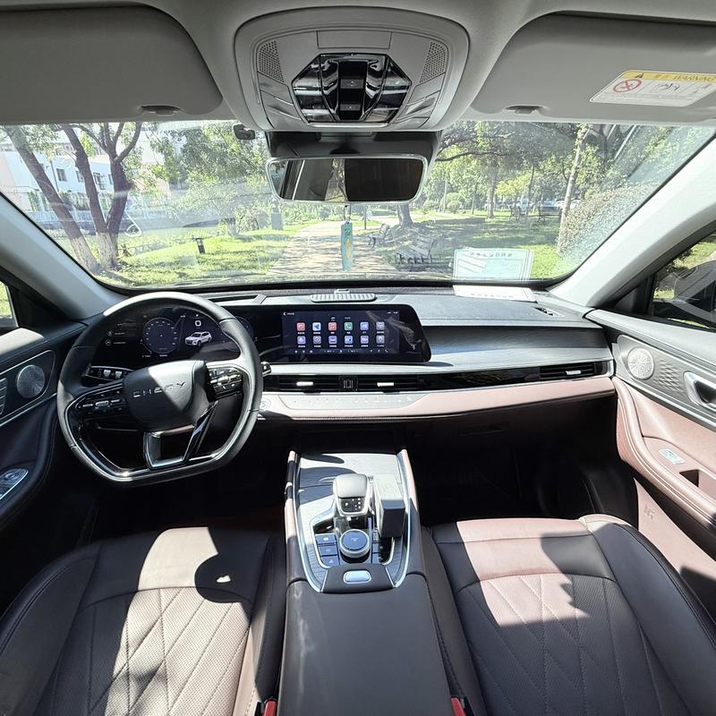 Chery Tiggo 8 Pro, 2023 — фото 7 из 12