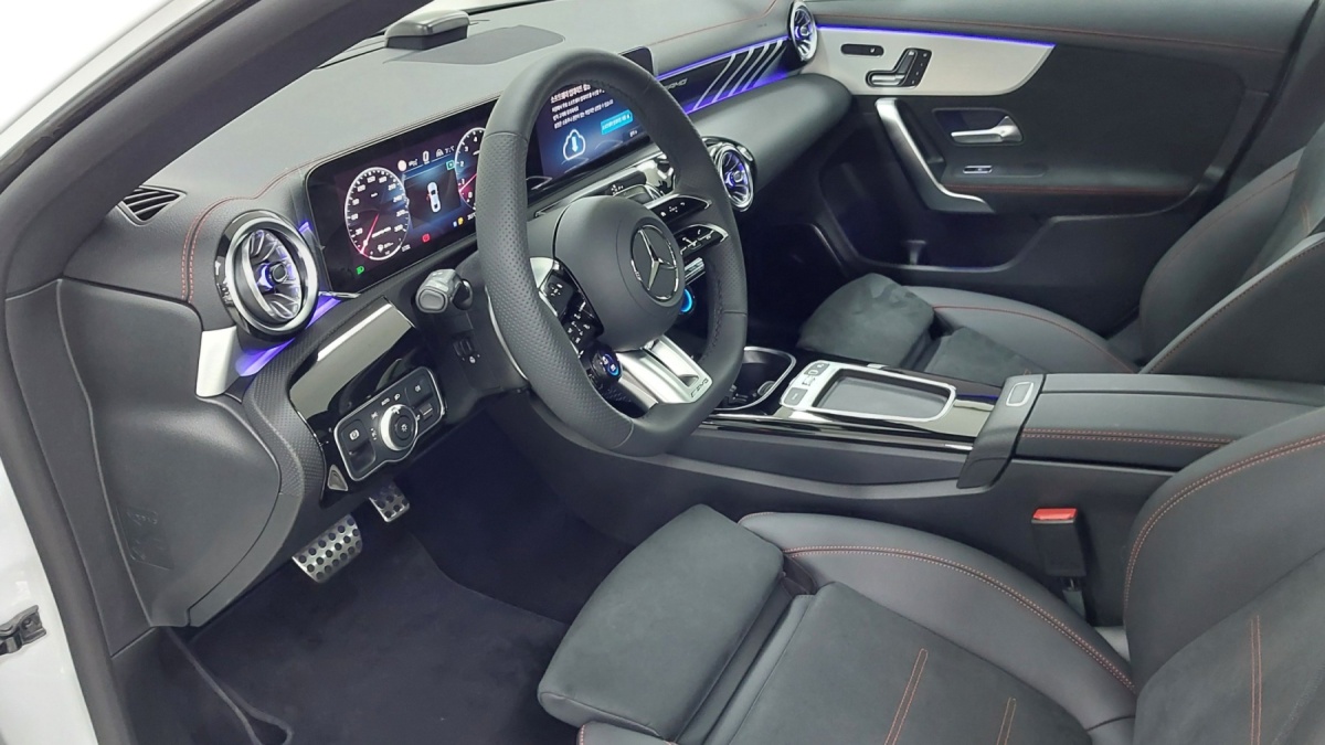 Mercedes-Benz CLA-Class, 2025 — фото 9 из 12