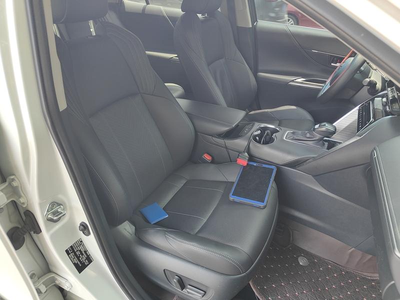 Toyota Harrier, 2023 — фото 8 из 12