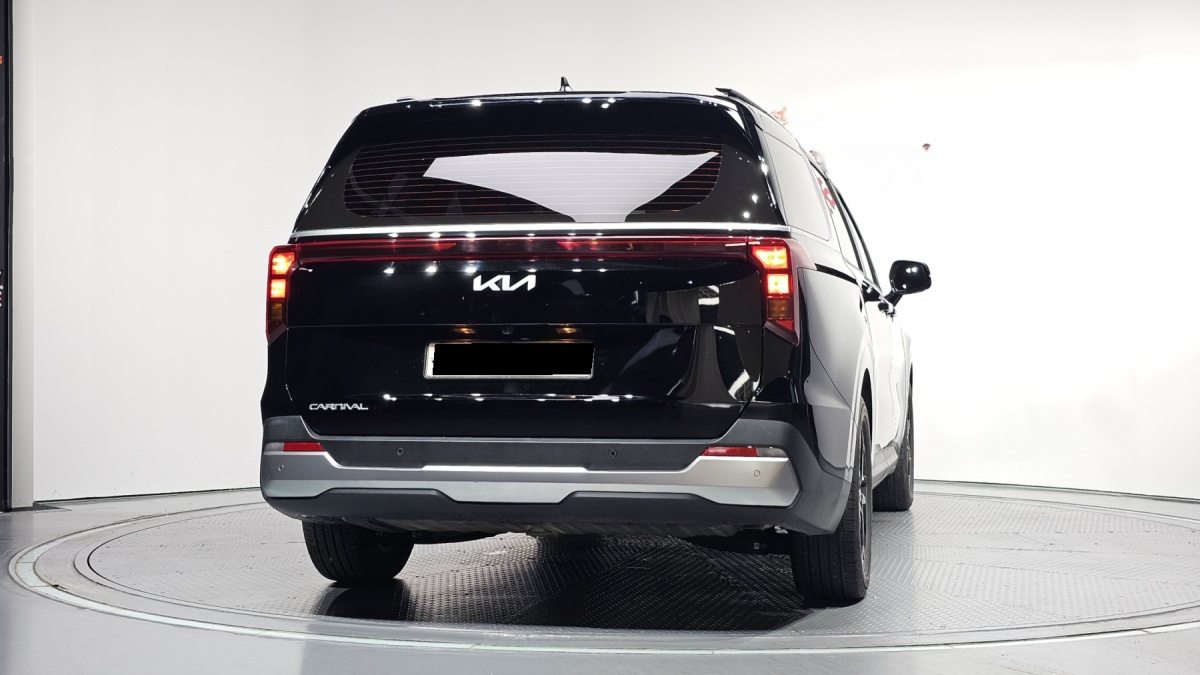 Kia Carnival, 2024 — фото 4 из 12