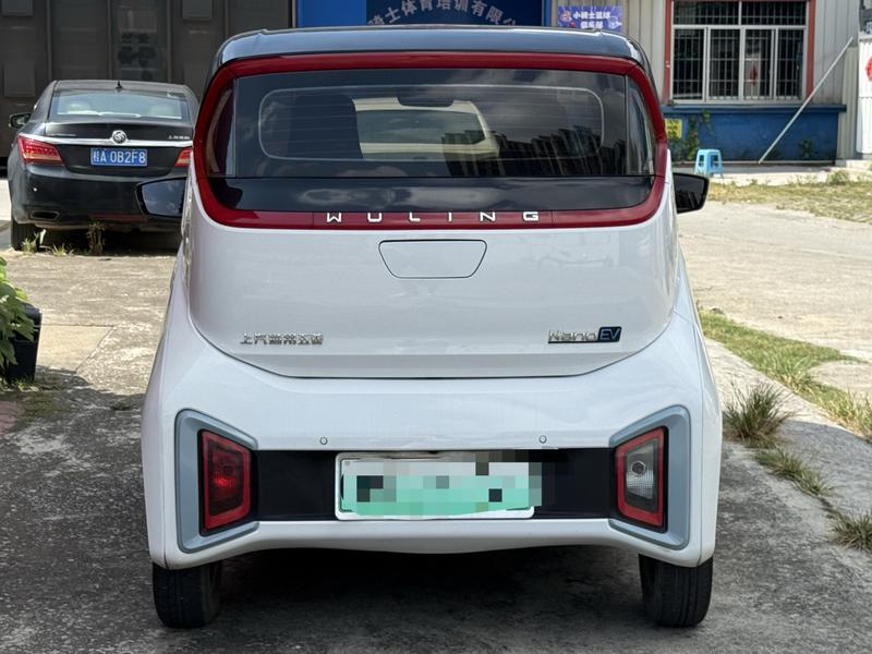 Wuling Nano EV, 2022 — фото 3 из 9