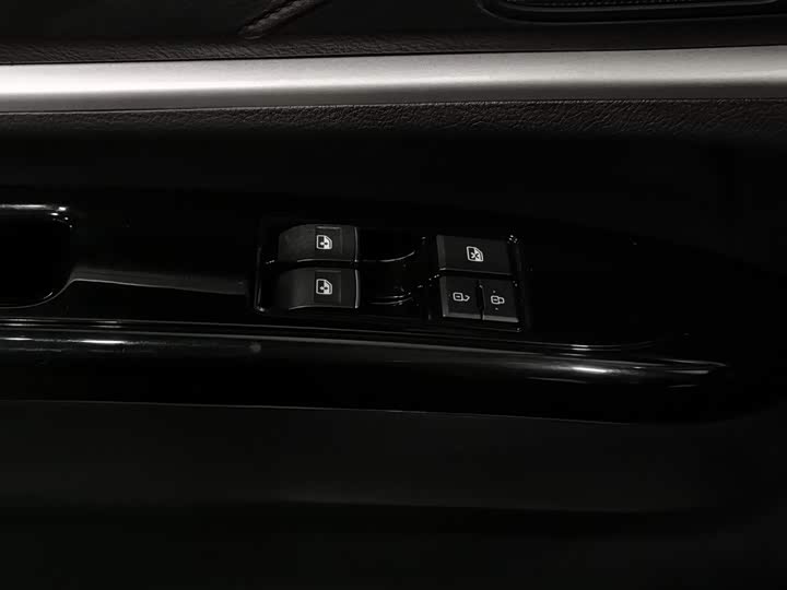 Dongfeng Forthing Lingzhi M5, 2023 — фото 9 из 9