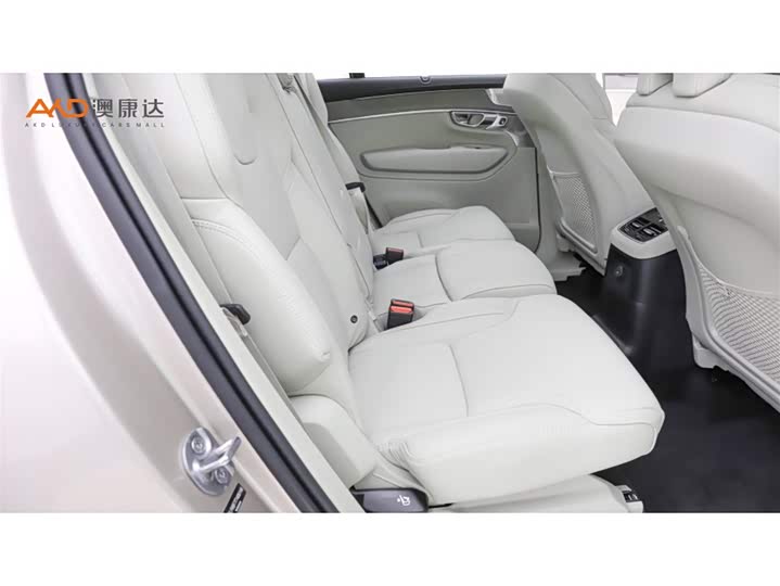 Volvo XC90 Hybrid, 2025 — фото 8 из 9