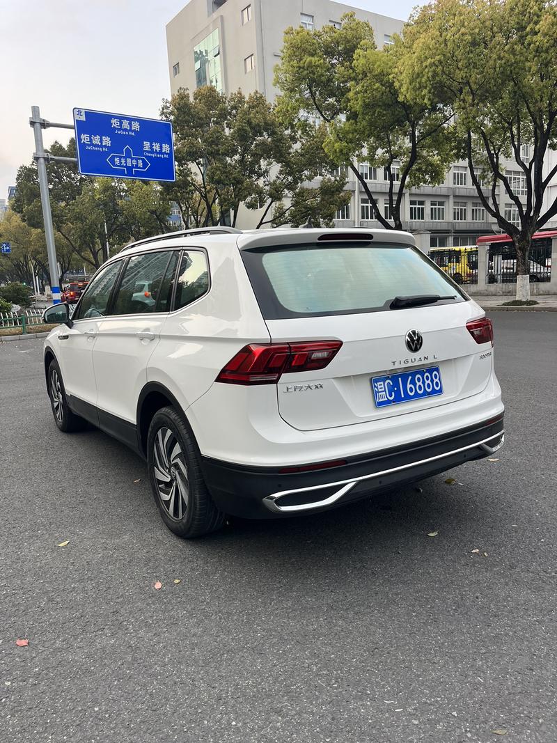 Volkswagen Tiguan L Pro, 2022 — фото 4 из 12