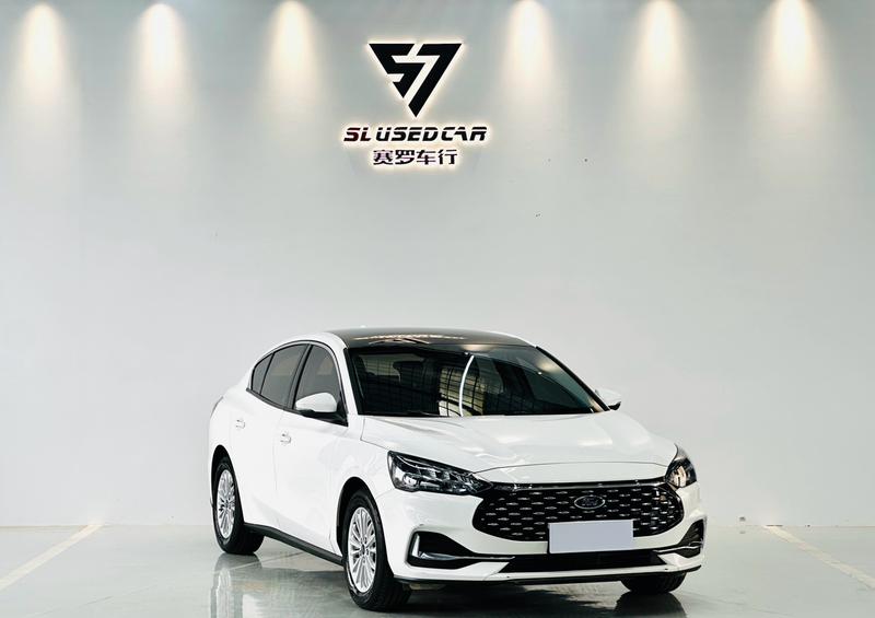 Ford Focus, 2022 — фото 3 из 12