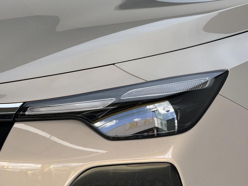 Roewe i6, 2025 — фото 9 из 12