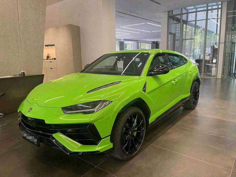 Lamborghini Urus, 2023 — купить в Казани под ключ