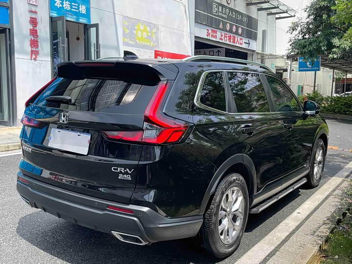 Honda CR-V, 2023 — фото 7 из 9
