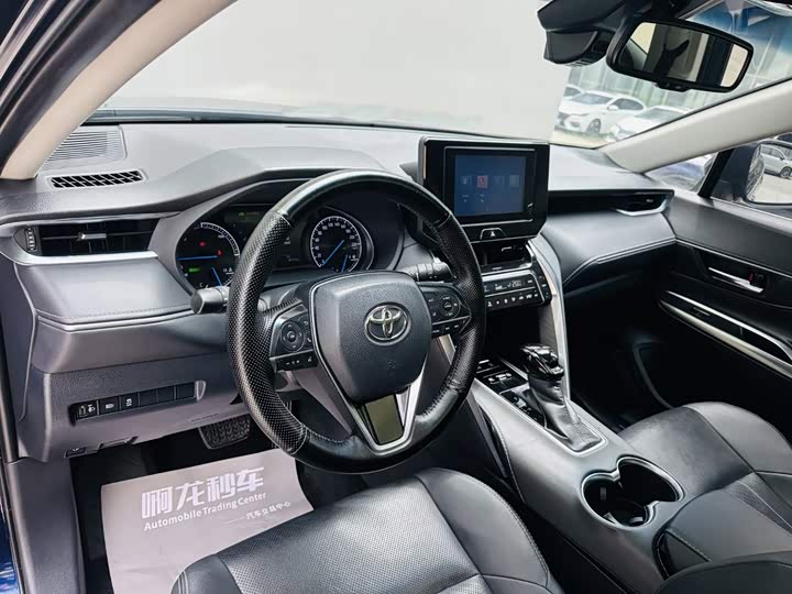 Toyota Harrier, 2022 — фото 9 из 9