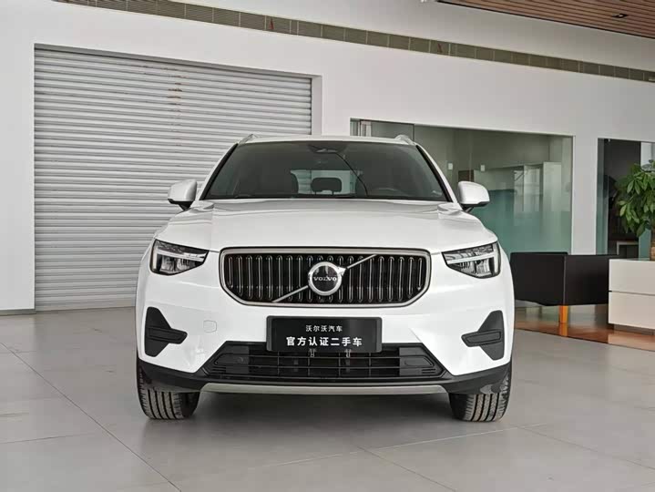 Volvo XC40, 2024 — фото 2 из 9