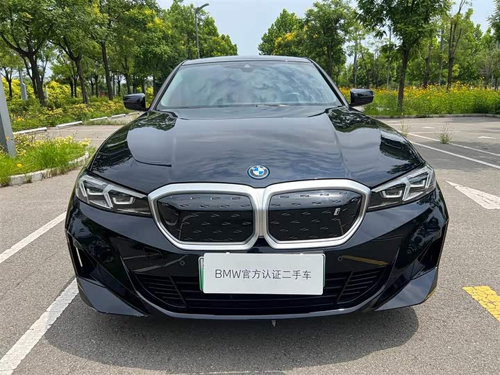 BMW i3, 2024 — фото 2 из 9