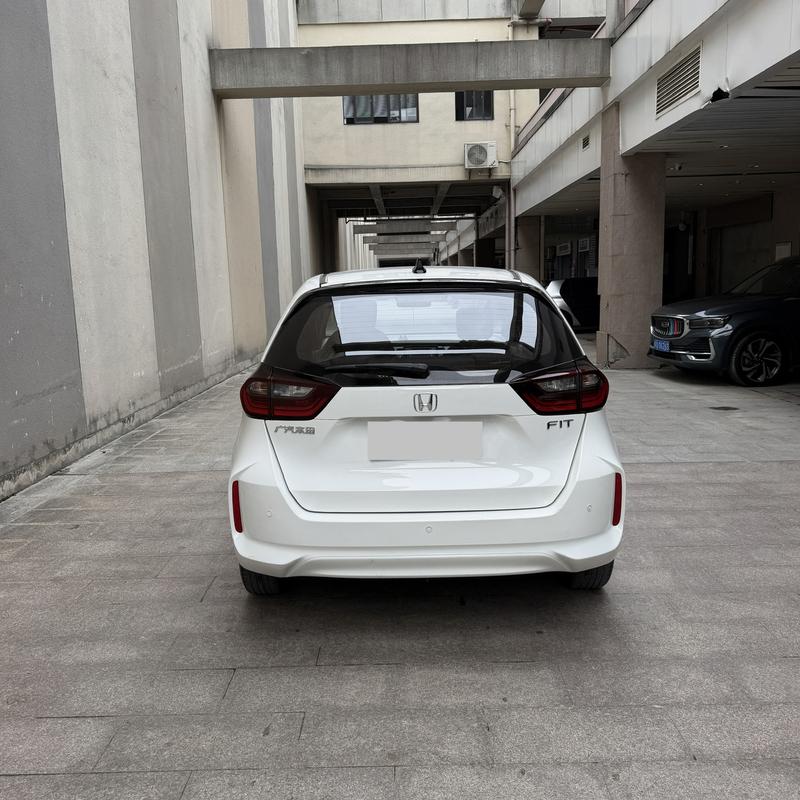 Honda Fit, 2022 — фото 5 из 10