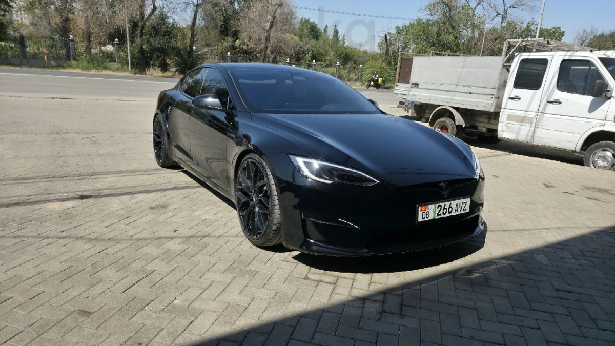 Tesla Model S, 2023 — фото 3 из 12