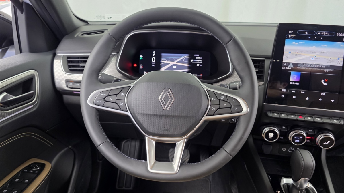 Renault Arkana, 2025 — фото 12 из 12