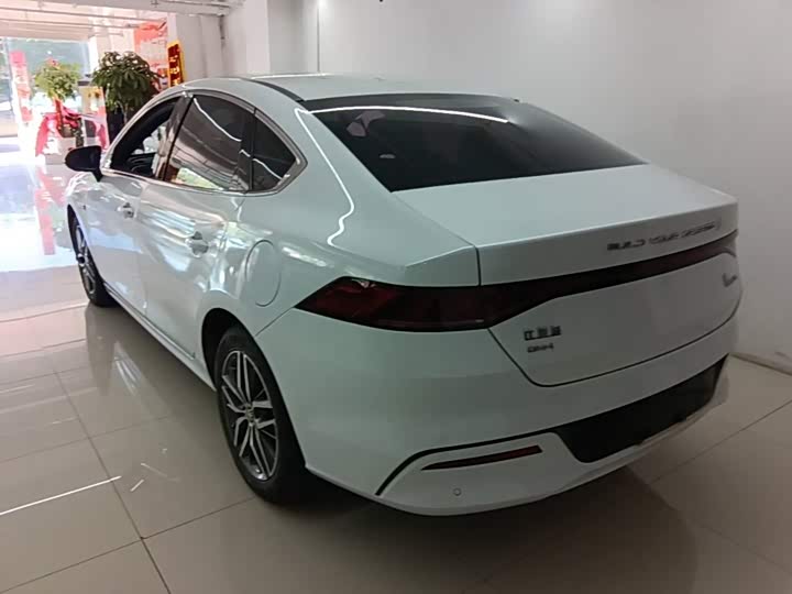BYD Qin Plus, 2022 — фото 5 из 9