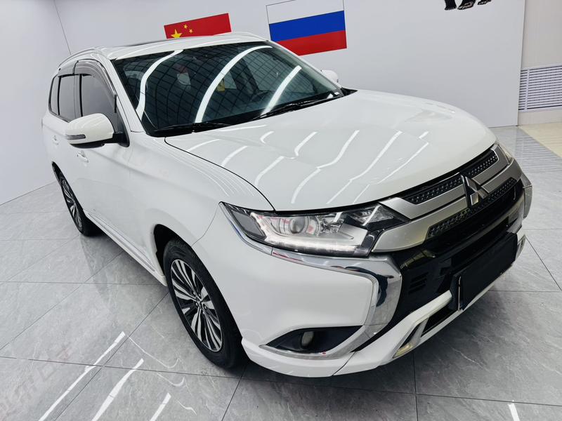 Mitsubishi Outlander, 2021 — фото 3 из 12