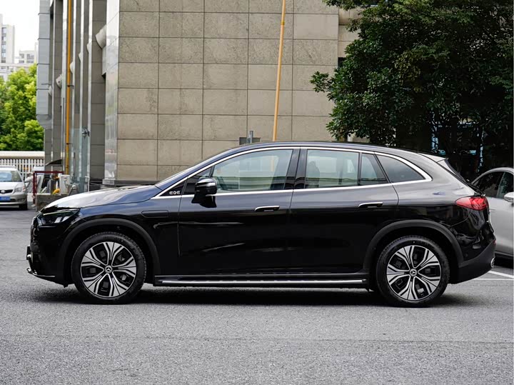 Mercedes-Benz EQE SUV, 2026 — фото 3 из 9
