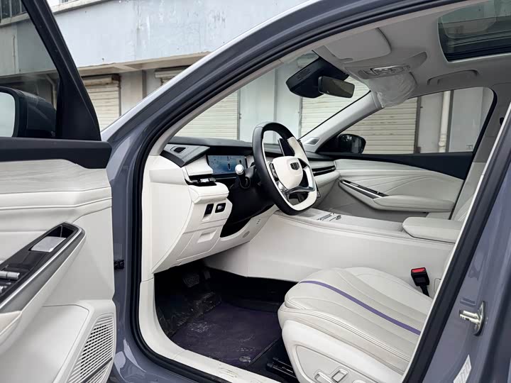 Geely Preface L, 2023 — фото 8 из 9