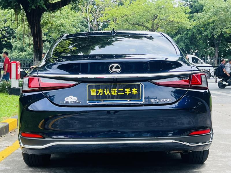 Lexus ES, 2022 — фото 5 из 12