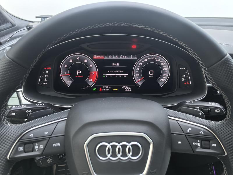 Audi SQ7, 2025 — фото 9 из 12