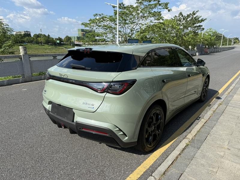 BYD Seal 06 GT, 2025 — фото 6 из 12