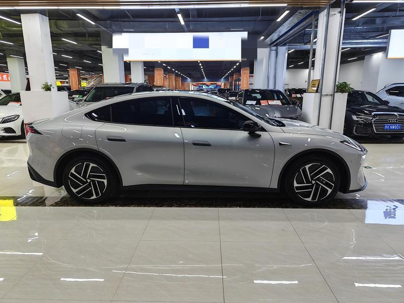 Changan Deepal L06, 2025 — фото 8 из 12