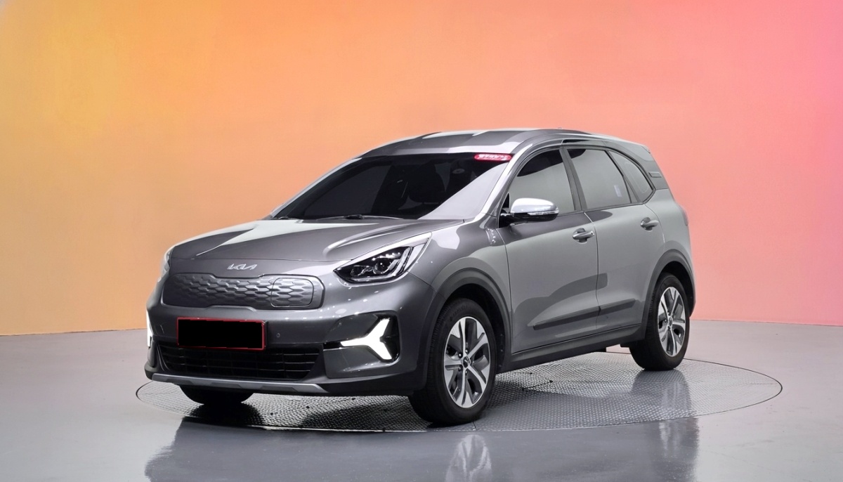 Kia Niro, 2023 — купить в Белгороде под ключ