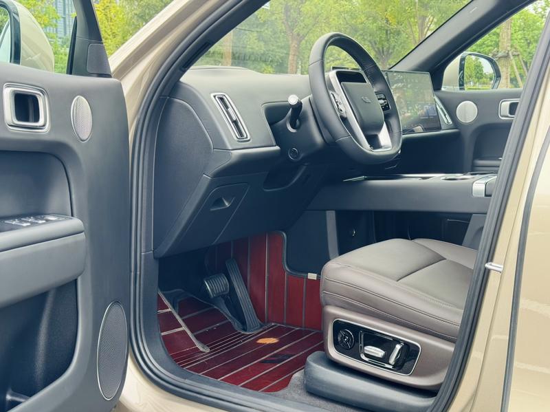 LiXiang L9, 2023 — фото 8 из 10