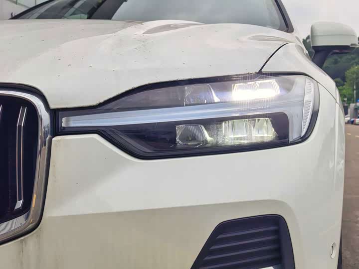 Volvo XC60 Hybrid, 2024 — фото 6 из 9