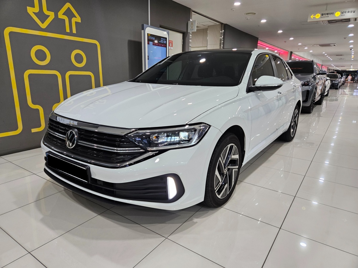 Volkswagen Jetta, 2023 — купить в Санкт-Петербурге под ключ