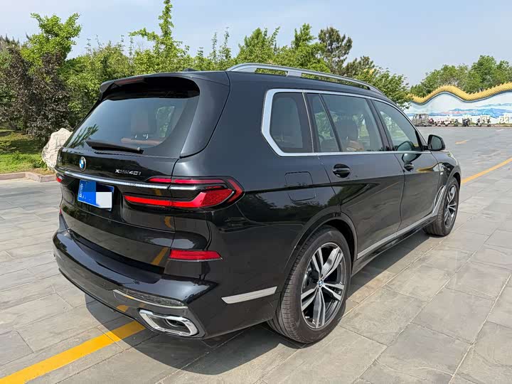 BMW X7, 2026 — фото 3 из 9