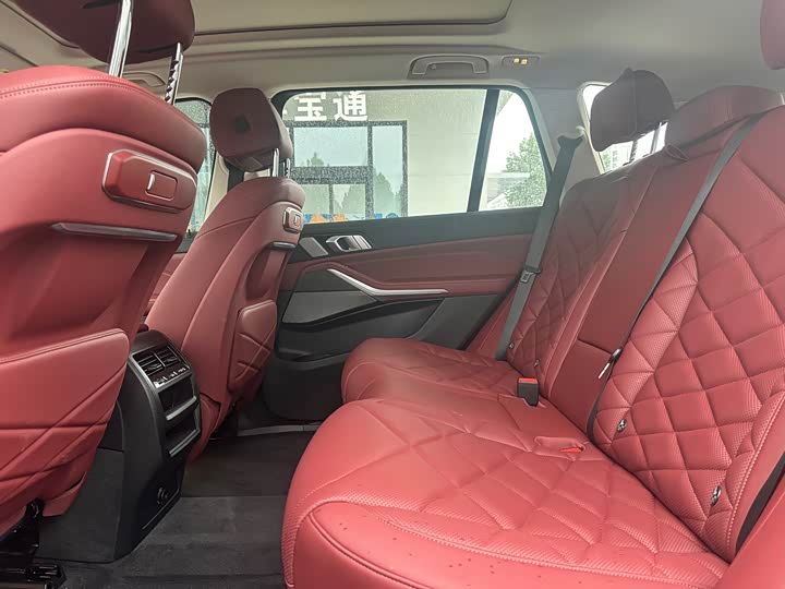 BMW X5, 2025 — фото 8 из 9