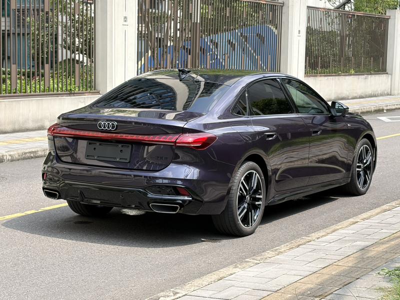 Audi A5L, 2025 — фото 7 из 12