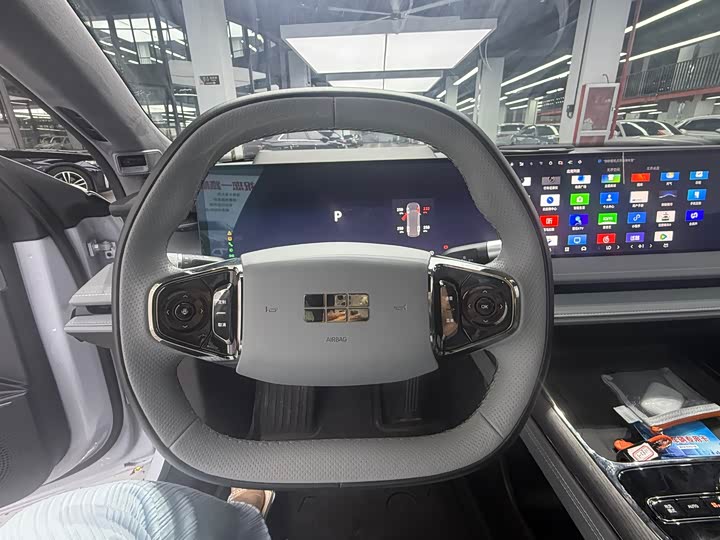 Geely Galaxy E8, 2025 — фото 5 из 9