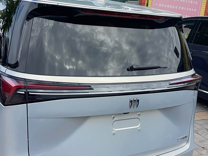 Buick GL8 Hybrid, 2025 — фото 5 из 9