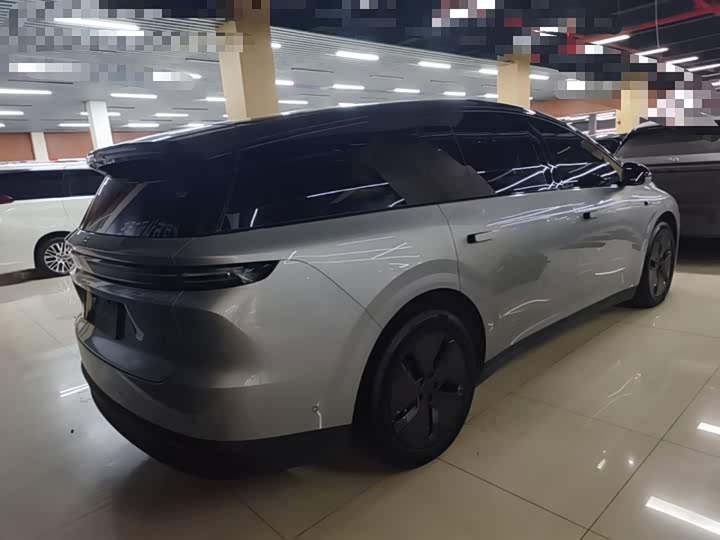 LiXiang i8, 2025 — фото 7 из 9