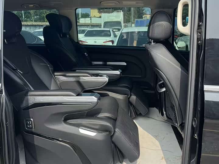 Mercedes-Benz Vito, 2023 — фото 7 из 9