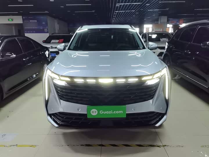 Geely Atlas L, 2024 — фото 3 из 9