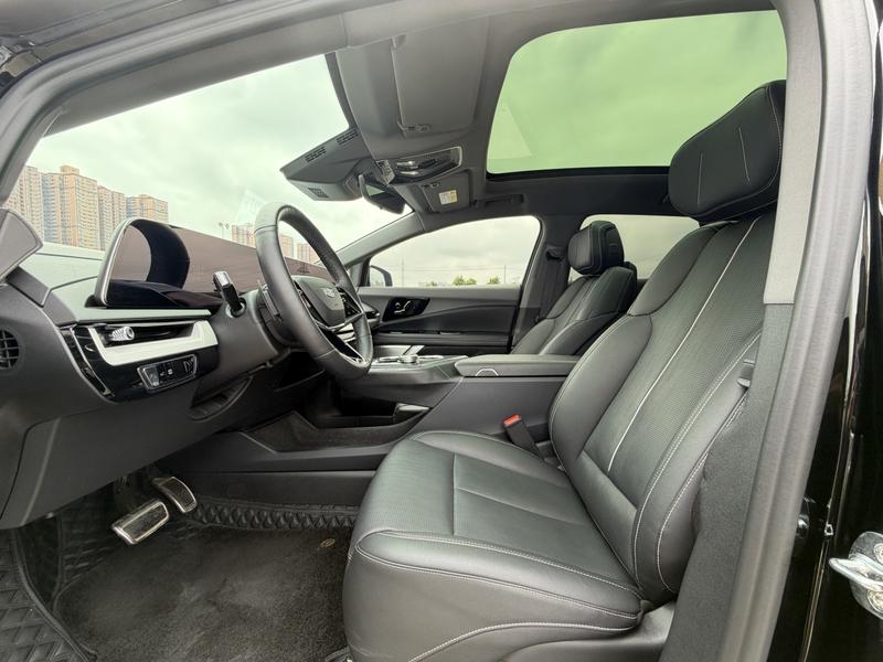 Cadillac Optiq, 2024 — фото 12 из 12