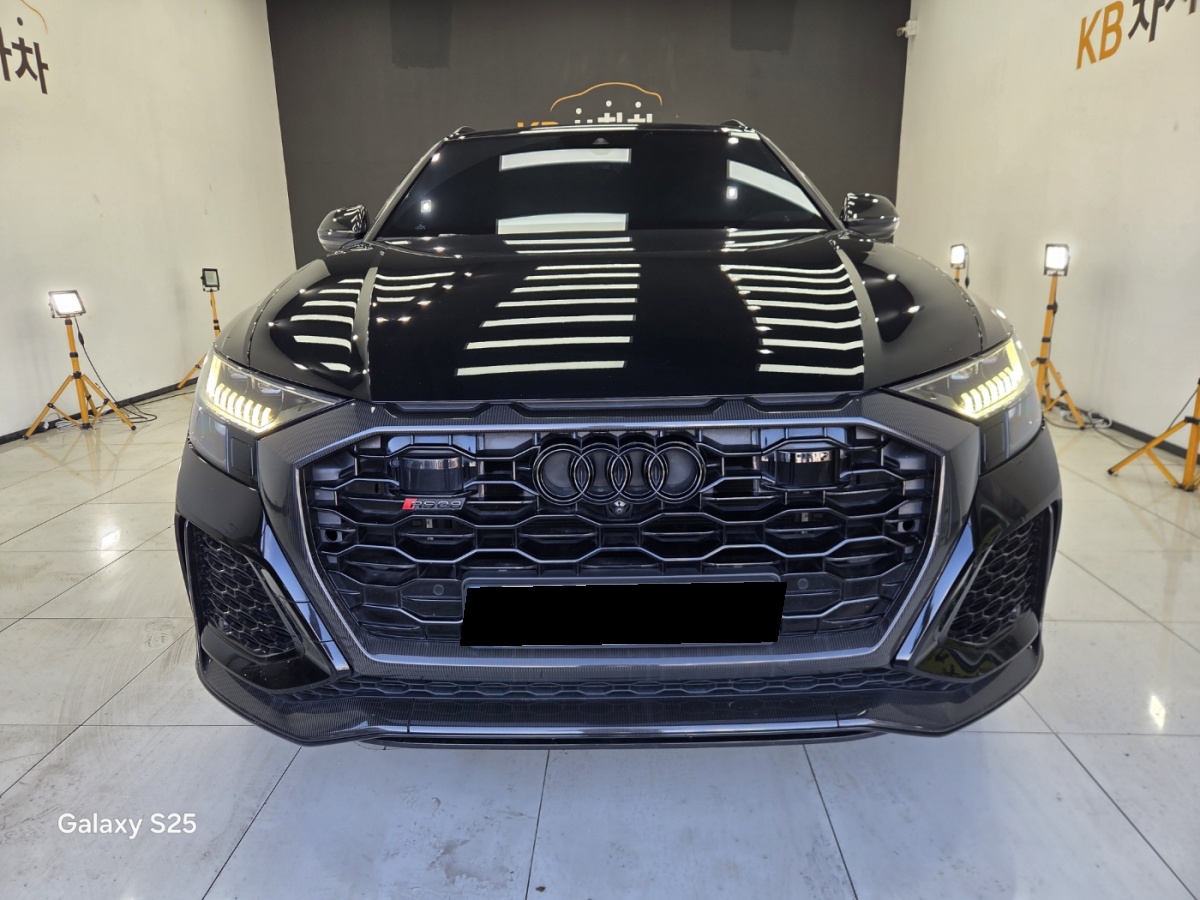 Audi RS Q8, 2022 — фото 2 из 12
