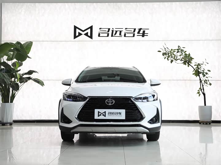 Toyota Yaris L Hatchback, 2022 — фото 2 из 9