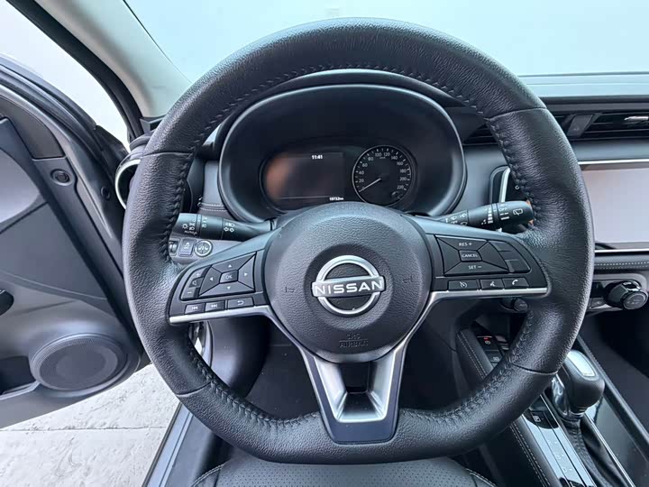 Nissan Kicks, 2023 — фото 8 из 9