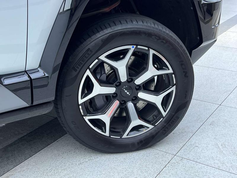 BYD FangChengBao Leopard 8, 2024 — фото 6 из 12