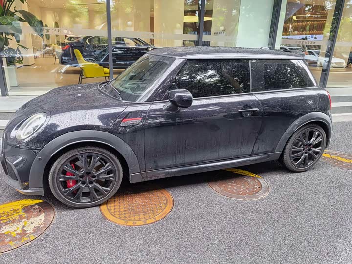 Mini Mini JCW, 2021 — фото 2 из 9