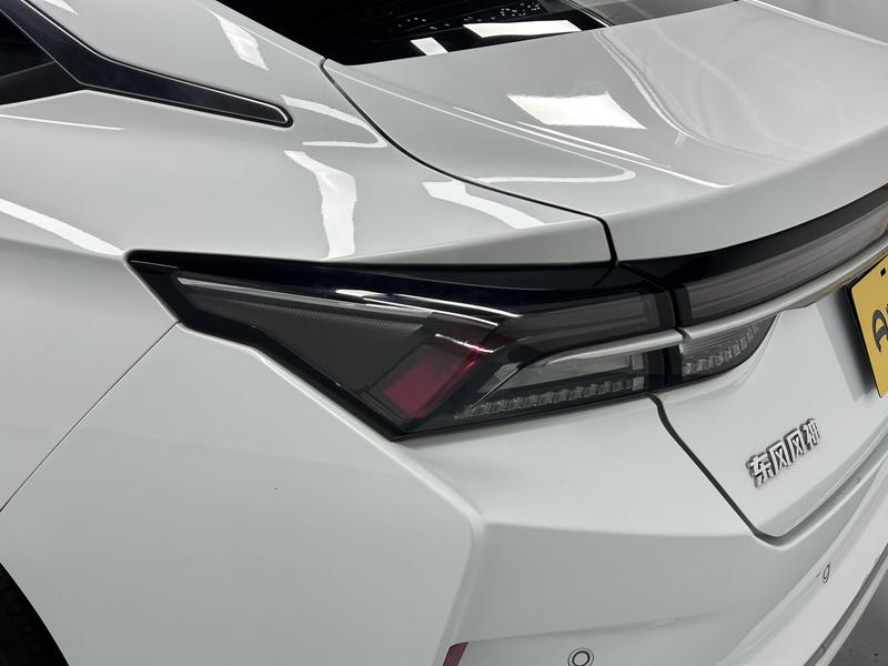 Dongfeng Aeolus Yixuan Max, 2023 — фото 10 из 12
