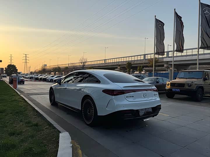 Mercedes-Benz EQS AMG, 2025 — фото 8 из 9