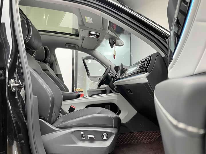 Volkswagen Teramont Pro, 2024 — фото 5 из 9