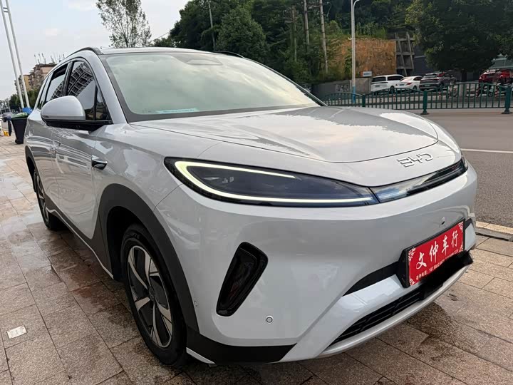 BYD Sea Lion 05 EV, 2025 — фото 3 из 9
