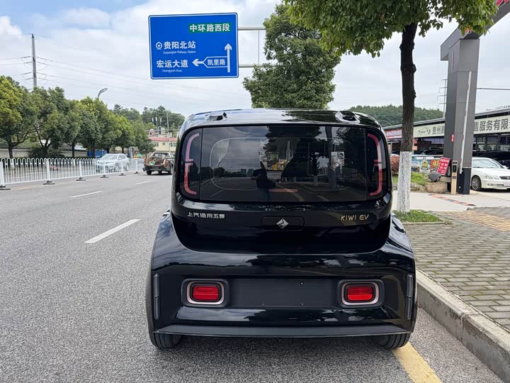 Baojun KiWi EV, 2022 — фото 5 из 9